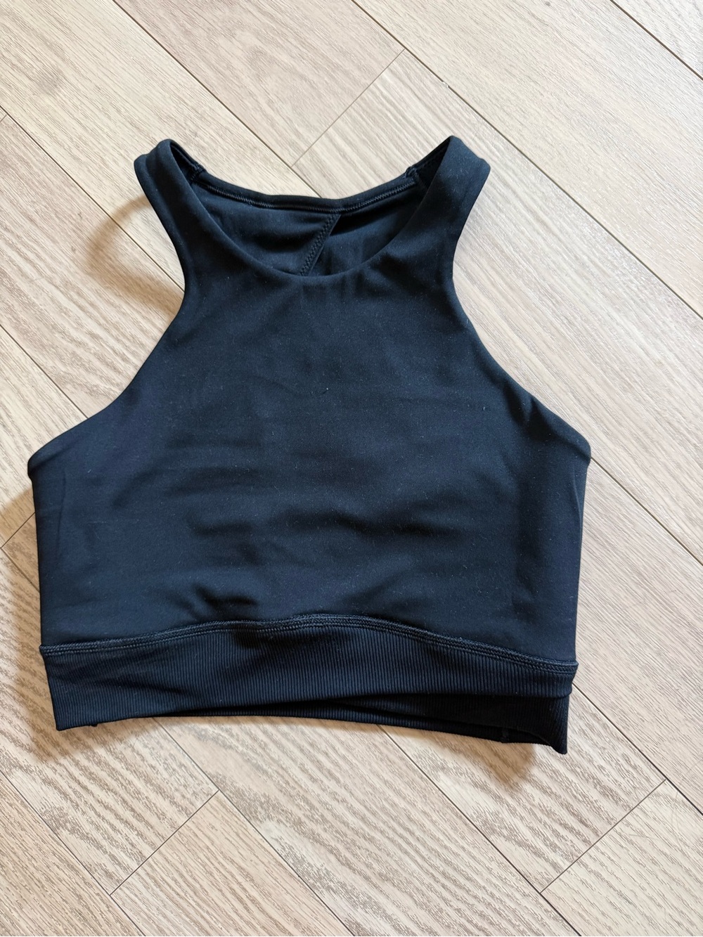 Nike keyhole crop top